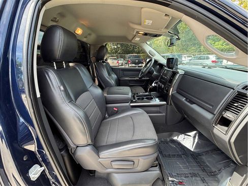 Used 2012 RAM 1500 Sport image 32