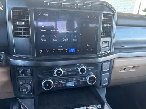 Used 2023 Ford F250 Lariat image 9