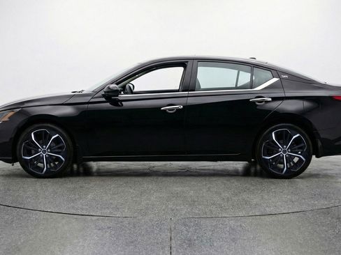 Used 2025 Nissan Altima 2.5 SR image 5