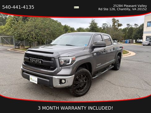 Used 2014 Toyota Tundra SR5 w/ SR5 Upgrade Package AWD/4WD image 1