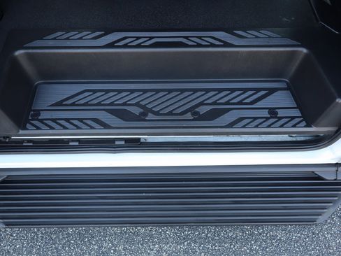 Used 2024 Ford Transit 350 XLT image 16