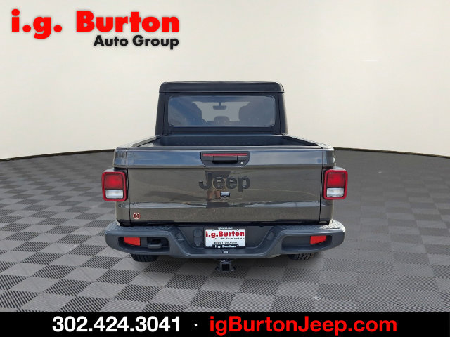 Used 2022 Jeep Gladiator Sport AWD/4WD image 5