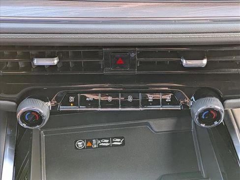 New 2026 Chevrolet Suburban Premier image 14