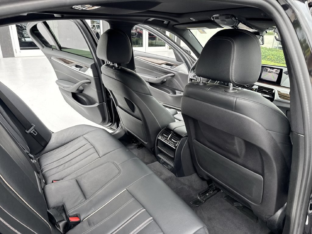 Used 2019 BMW 540i xDrive AWD/4WD image 33