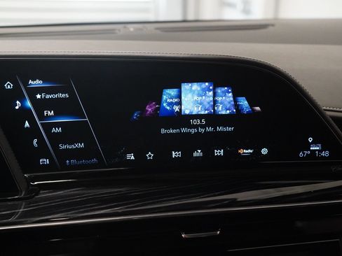 Used 2021 Cadillac Escalade Sport w/ Driver Assist Tech Package AWD/4WD image 22