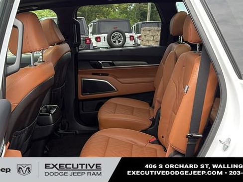 Used 2024 Kia Telluride SX X-Line AWD/4WD image 27