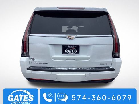 Used 2019 Cadillac Escalade ESV Platinum image 8