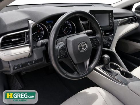 Used 2021 Toyota Camry SE FWD image 10
