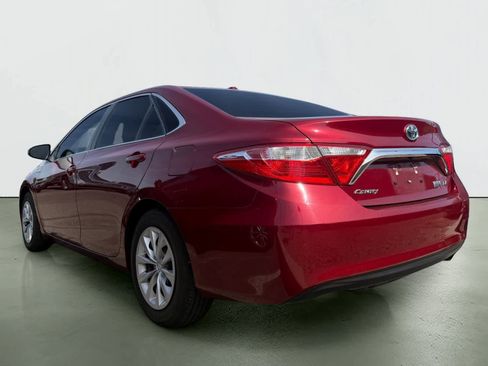 Used 2015 Toyota Camry LE FWD image 3