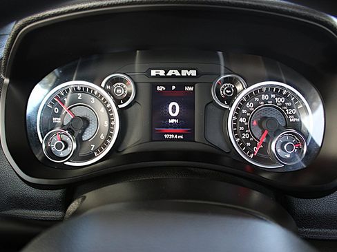 Used 2024 RAM 2500 Tradesman RWD image 31
