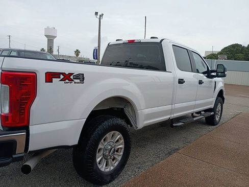 Used 2022 Ford F250 XL w/ STX Appearance Package AWD/4WD image 7
