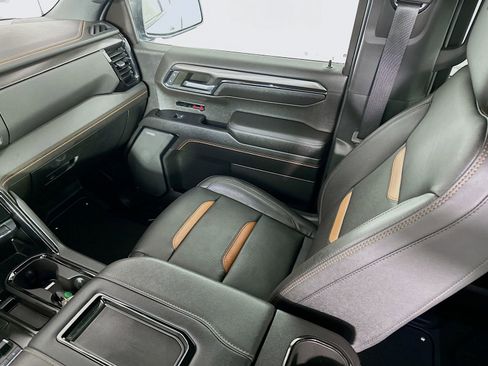 Used 2022 GMC Sierra 1500 AT4 w/ AT4 Preferred Package image 28