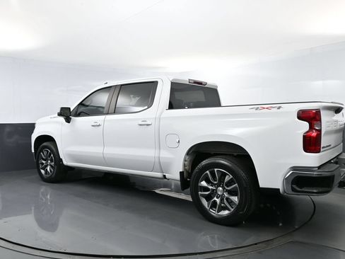 Used 2023 Chevrolet Silverado 1500 LT AWD/4WD image 21
