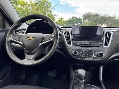 Used 2024 Chevrolet Malibu LT FWD image 22