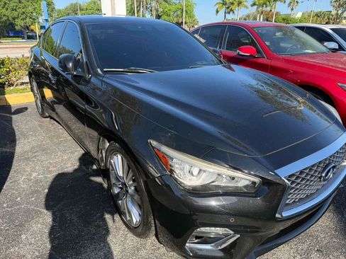 Used 2021 INFINITI Q50 Luxe image 3