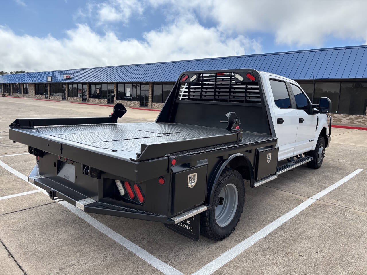 Used 2017 Ford F350 XL w/ XL Value Package AWD/4WD image 5