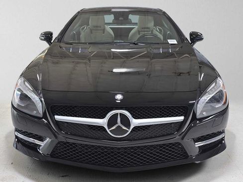 Used 2015 Mercedes-Benz SL 400 image 8