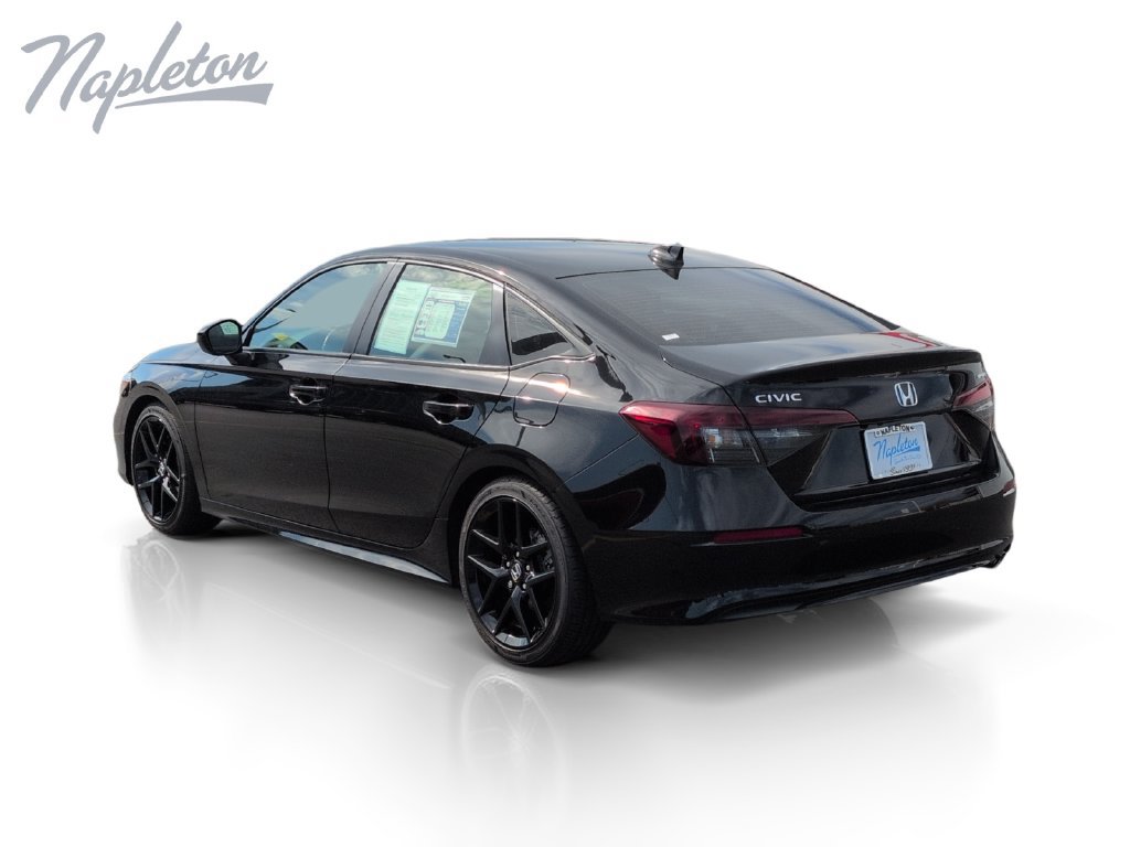 Used 2025 Honda Civic Sport image 3