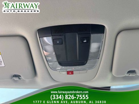 Used 2026 Kia Sportage EX FWD image 25