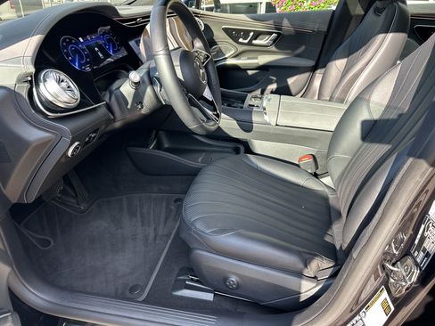 Certified 2023 Mercedes-Benz EQS 580 4MATIC Sedan image 19