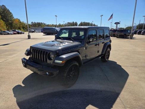 Used 2018 Jeep Wrangler Unlimited Sahara w/ Quick Order Package 24M Moab image 1