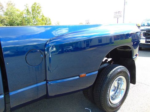 Used 2004 Dodge Ram 3500 Truck SLT w/ Trailer Tow Group image 32