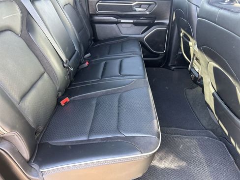 Used 2023 RAM 1500 Laramie AWD/4WD image 10