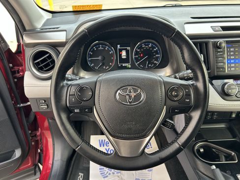 Certified 2018 Toyota RAV4 Limited image 22