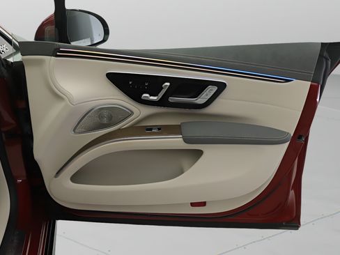 Certified 2023 Mercedes-Benz EQS 580 4MATIC Sedan image 21