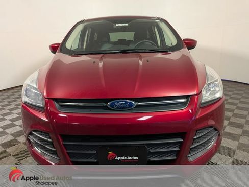 Used 2016 Ford Escape SE w/ SE Cold Weather Package AWD/4WD image 2