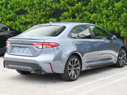 Used 2022 Toyota Corolla SE FWD image 4
