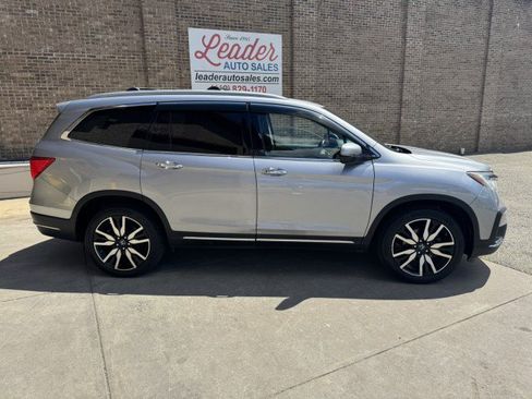 Used 2019 Honda Pilot Elite image 2