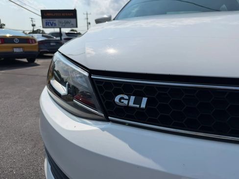 Used 2014 Volkswagen Jetta GLI Autobahn FWD image 9