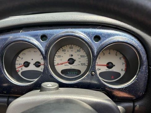Used 2005 Chrysler PT Cruiser Convertible FWD image 18