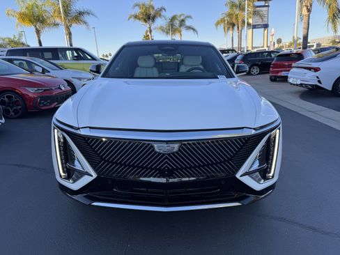 Used 2024 Cadillac Lyriq Luxury image 3