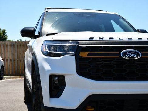 Used 2026 Ford Explorer Tremor w/ Tremor Convenience Package AWD/4WD image 35