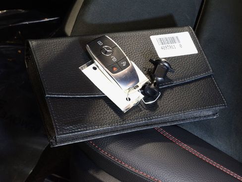 Used 2023 Mercedes-Benz GLA 250 4MATIC image 39