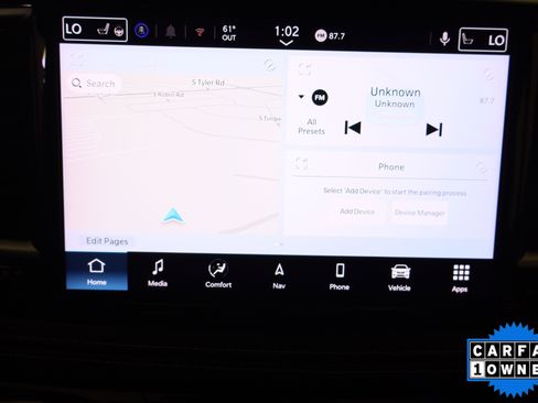 Used 2025 Chrysler Pacifica Limited image 25