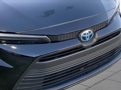 Used 2024 Toyota Corolla LE FWD image 26