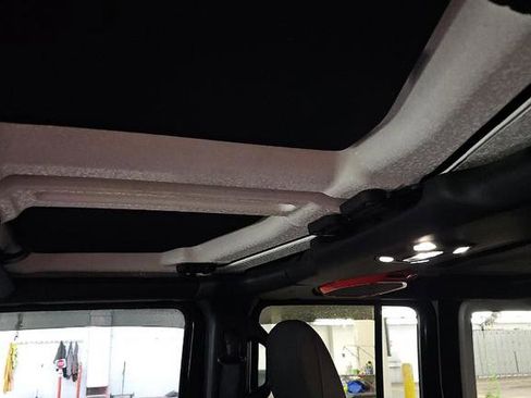 Used 2020 Jeep Wrangler Unlimited Sport image 16