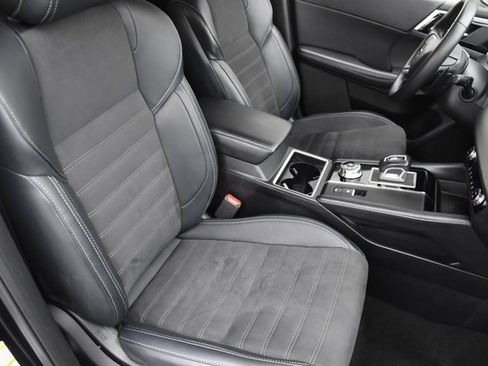 Used 2024 Mitsubishi Outlander SE image 30