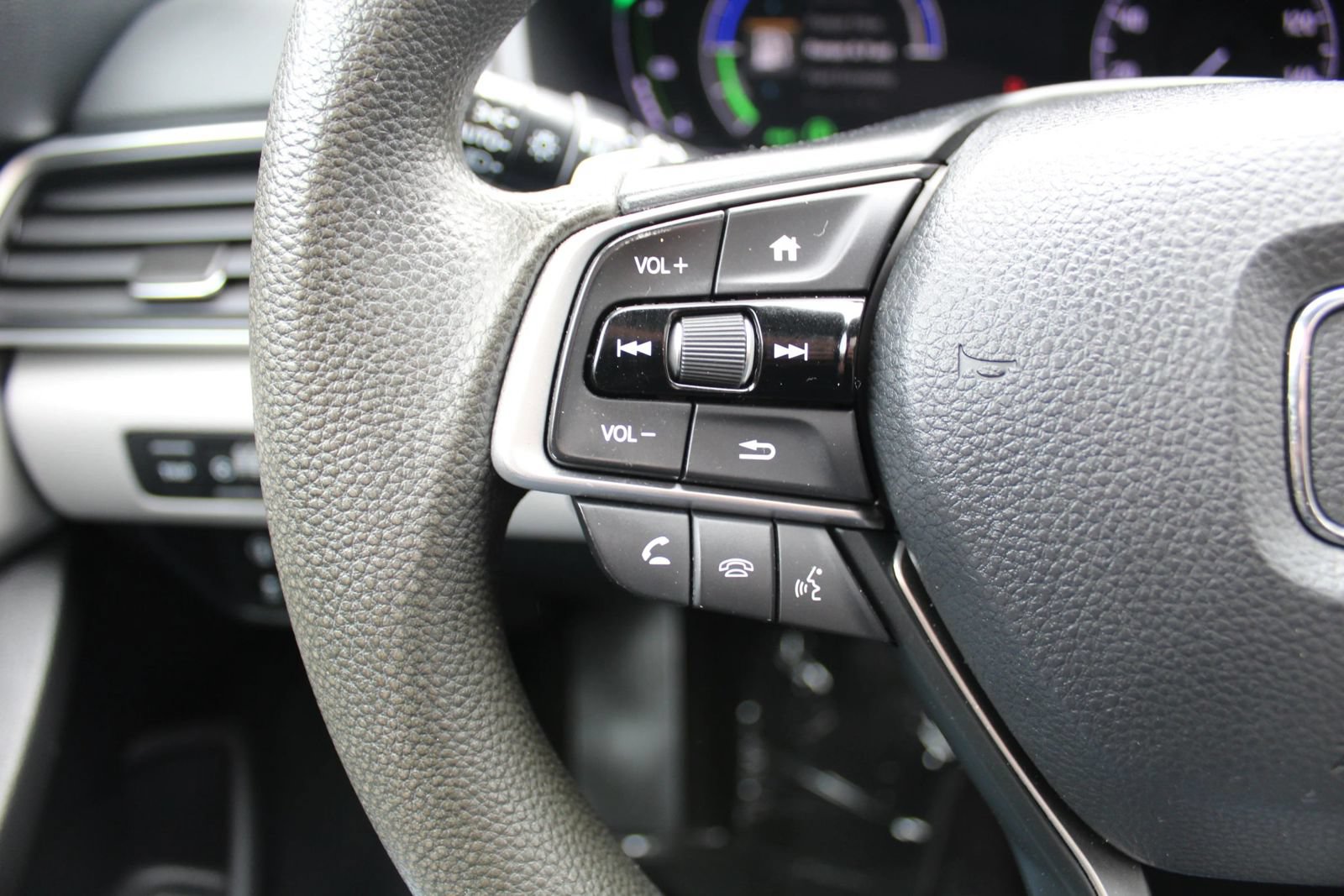 Used 2019 Honda Accord EX image 16