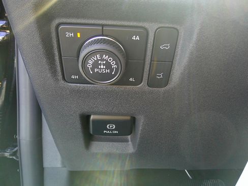 New 2025 Ford Expedition Tremor image 26