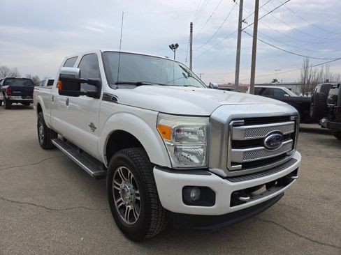 Used 2016 Ford F250 Platinum w/ FX4 Off-Road Package image 9