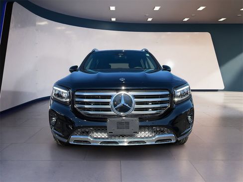 Certified 2025 Mercedes-Benz GLB 250 4MATIC image 8