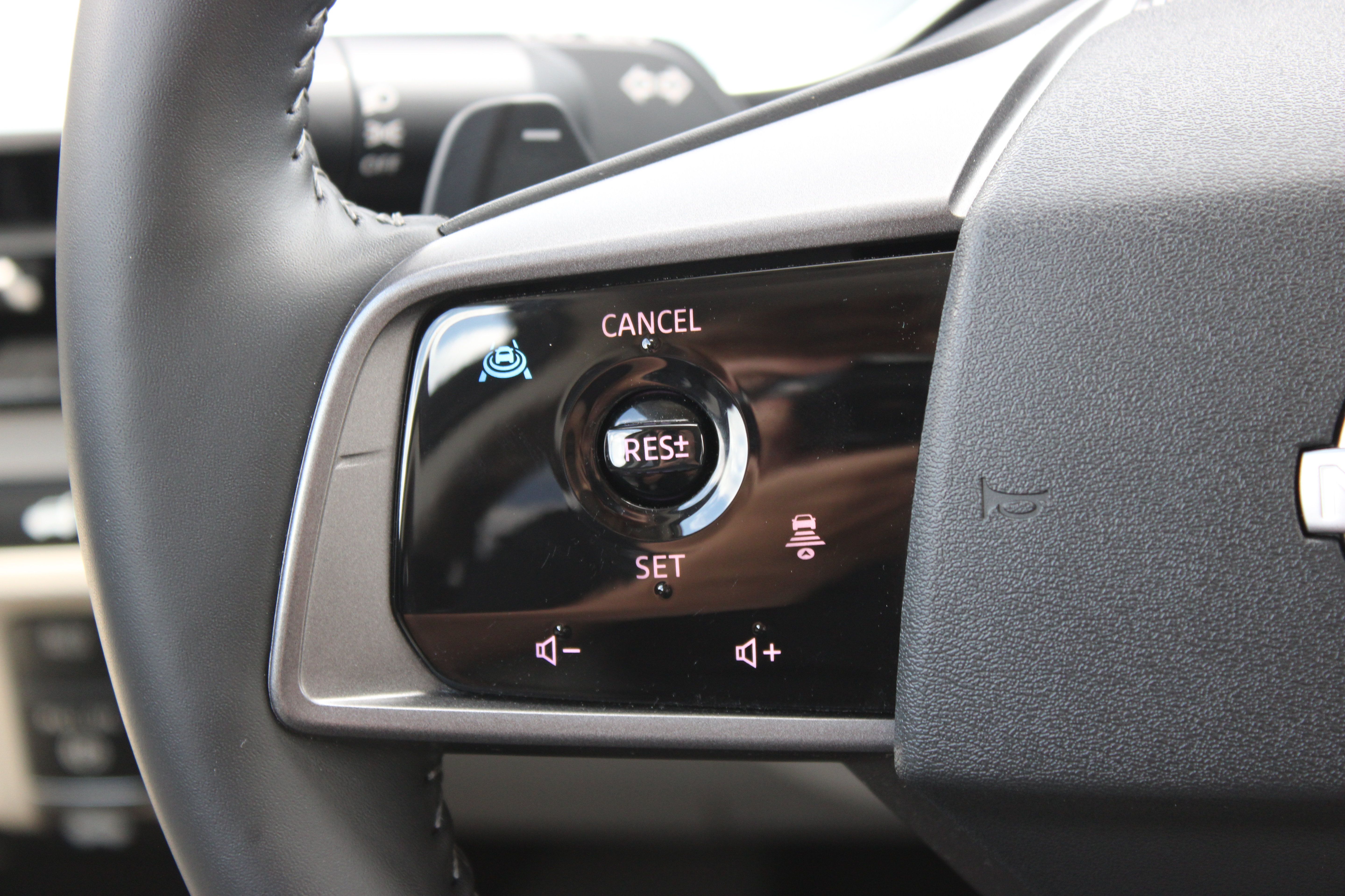 Certified 2025 Nissan Murano SL AWD/4WD image 24