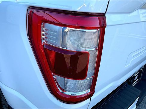 Certified 2022 Ford F150 Lariat w/ Equipment Group 502A High image 28