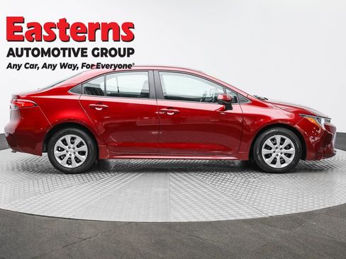 Used 2024 Toyota Corolla LE image 4