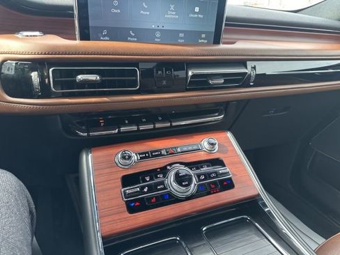Used 2023 Lincoln Aviator Reserve w/ Equipment Group 201A image 35