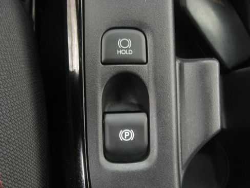 Certified 2023 Toyota Corolla SE image 17